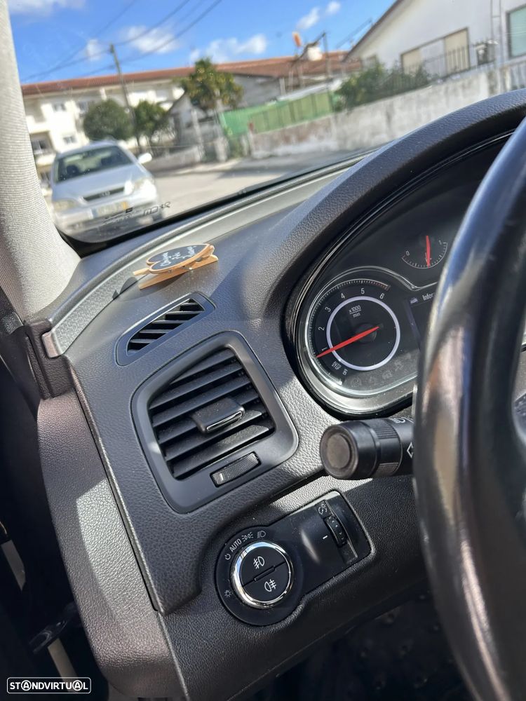 Opel Insignia Sports Tourer 2.0 CDTi Selection S/S - 11