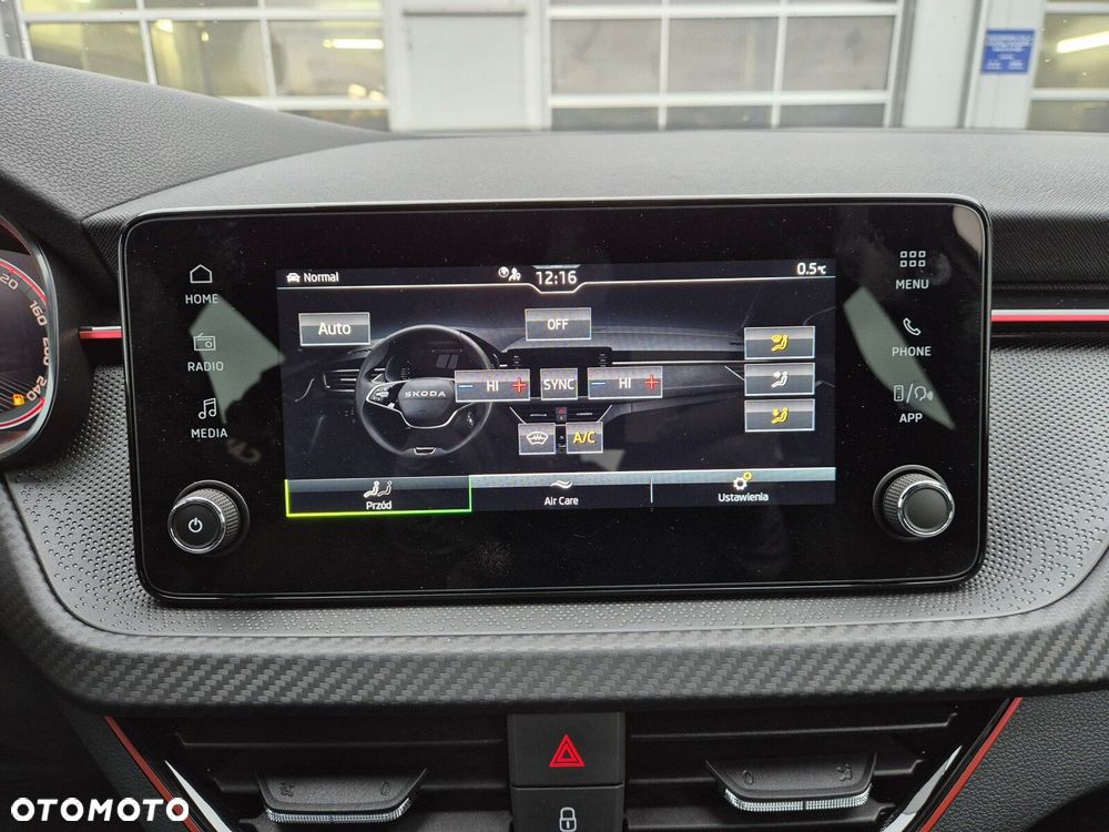 Skoda Kamiq 1.0 TSI Monte Carlo DSG - 29