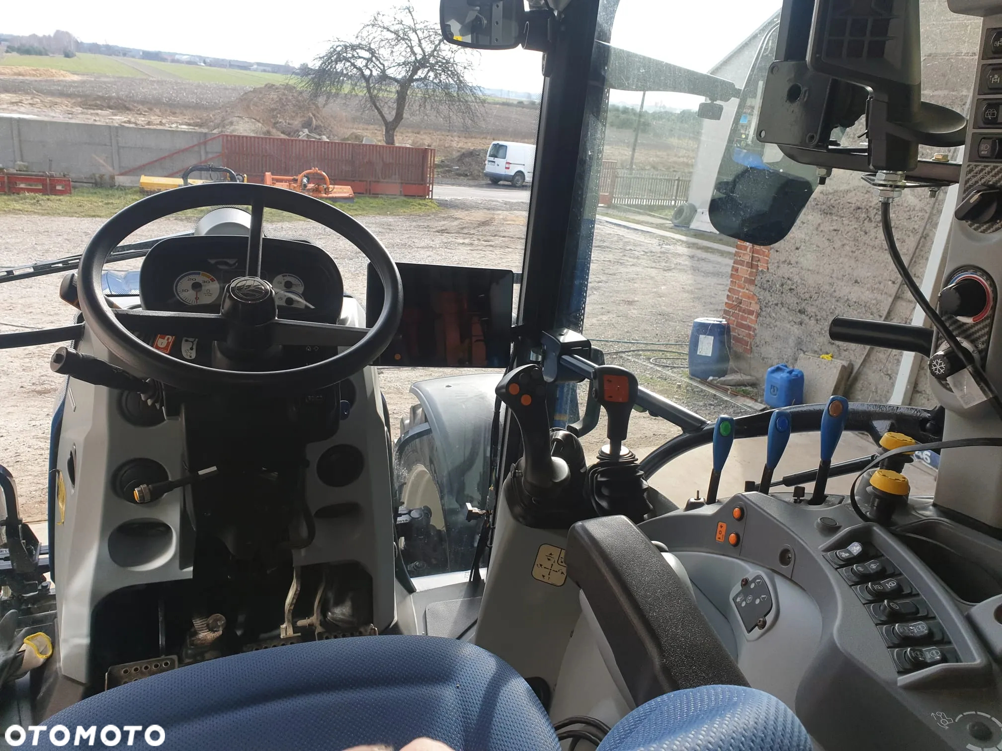 New Holland T5.120 Electro Command - 4