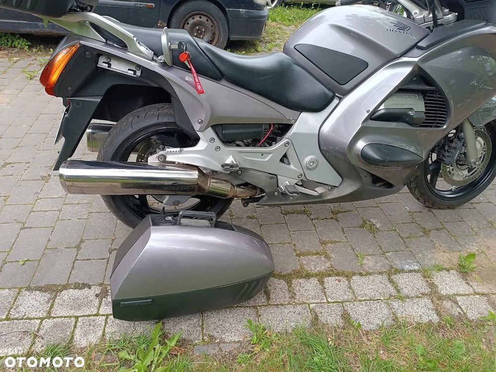 Honda ST - 11
