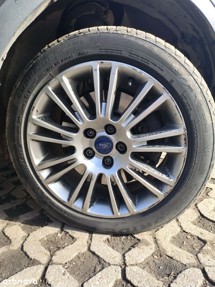 Ford Kuga 2.0 TDCi Titanium FWD - 26