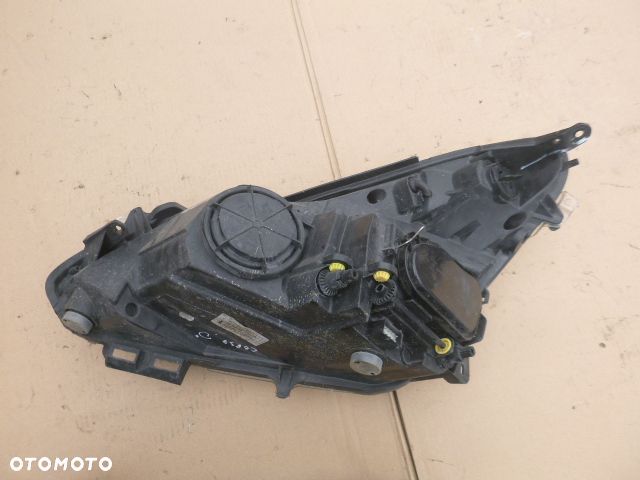 LAMPA PRAWY PRZÓD PRAWA PRZEDNIA OPEL CORSA D 06-11 - 26