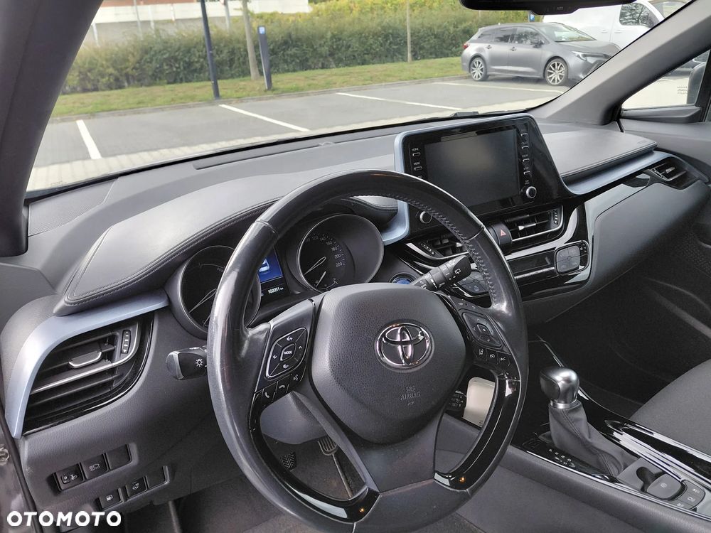 Toyota C-HR - 9