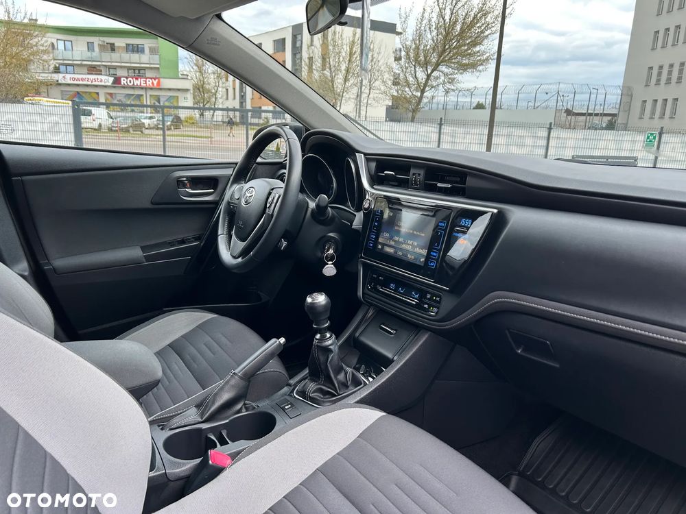 Toyota Auris 1.6 Comfort - 8