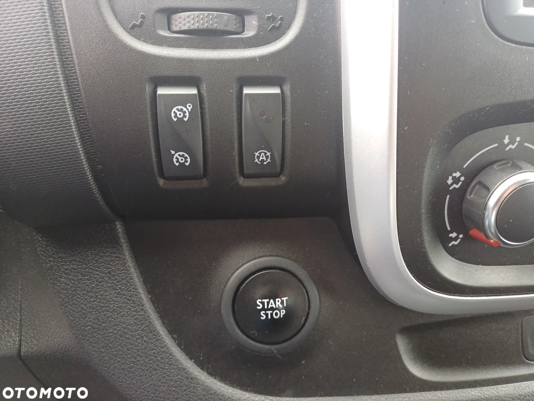 Renault Trafic - 28