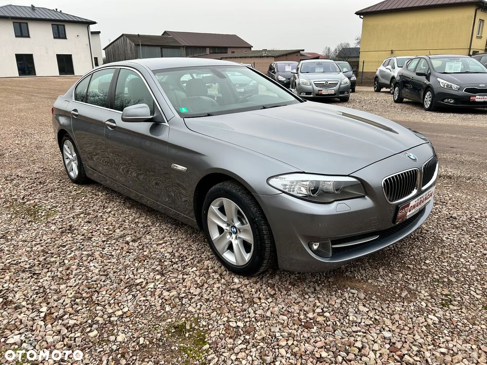BMW Seria 5 520d - 12