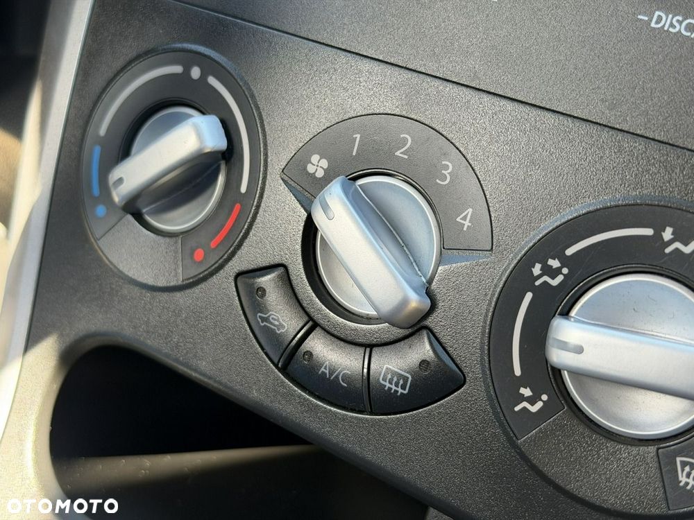 Opel Agila - 22