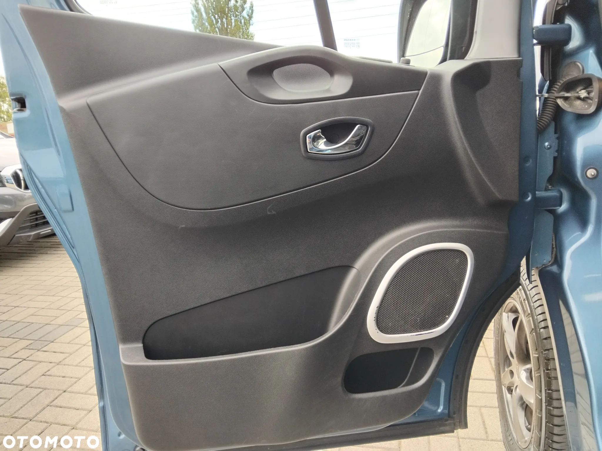 Opel Vivaro L2H1 2.9t Elegance - 27