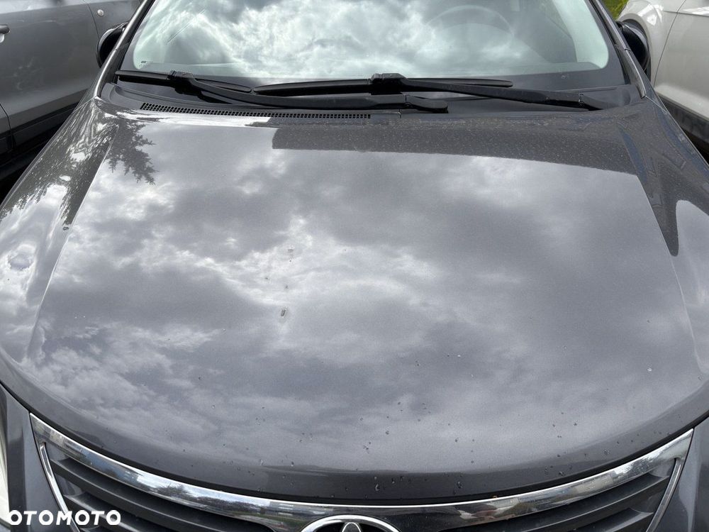 Toyota Avensis - 2
