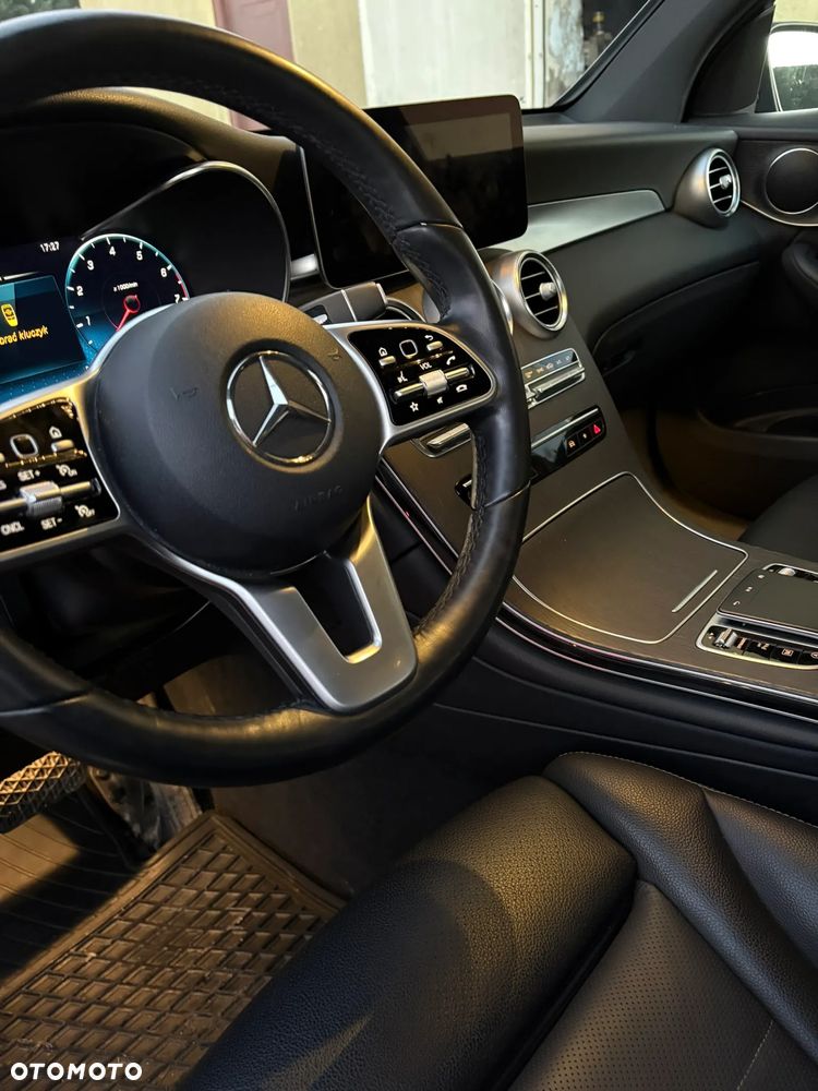 Mercedes-Benz GLC 300 4Matic 9G-TRONIC - 11
