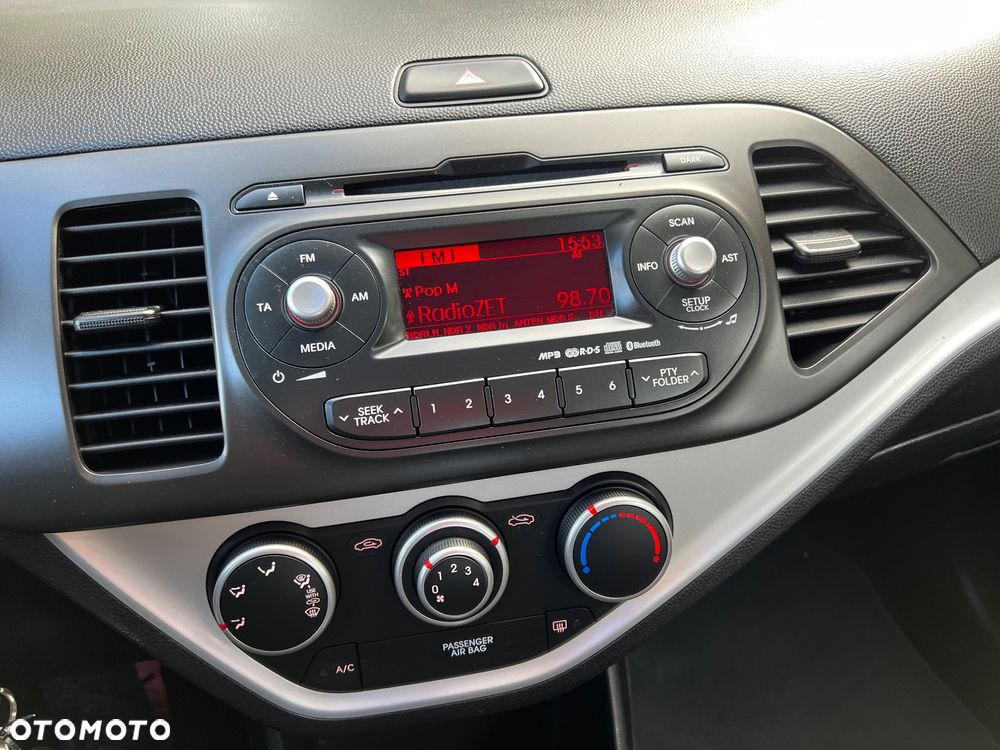 Kia Picanto 1.0 Dream Team Edition - 17