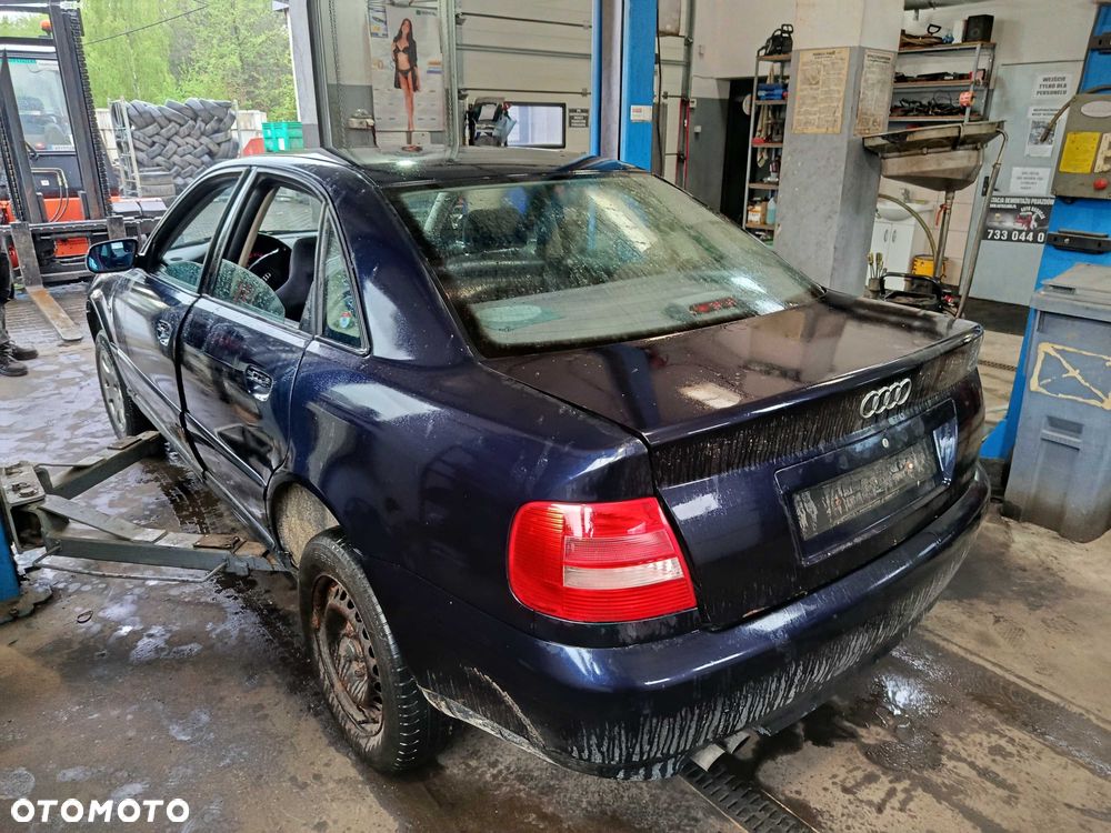 Audi A4 B5 1.8t ANB 1999r NA CZĘŚCI - 3