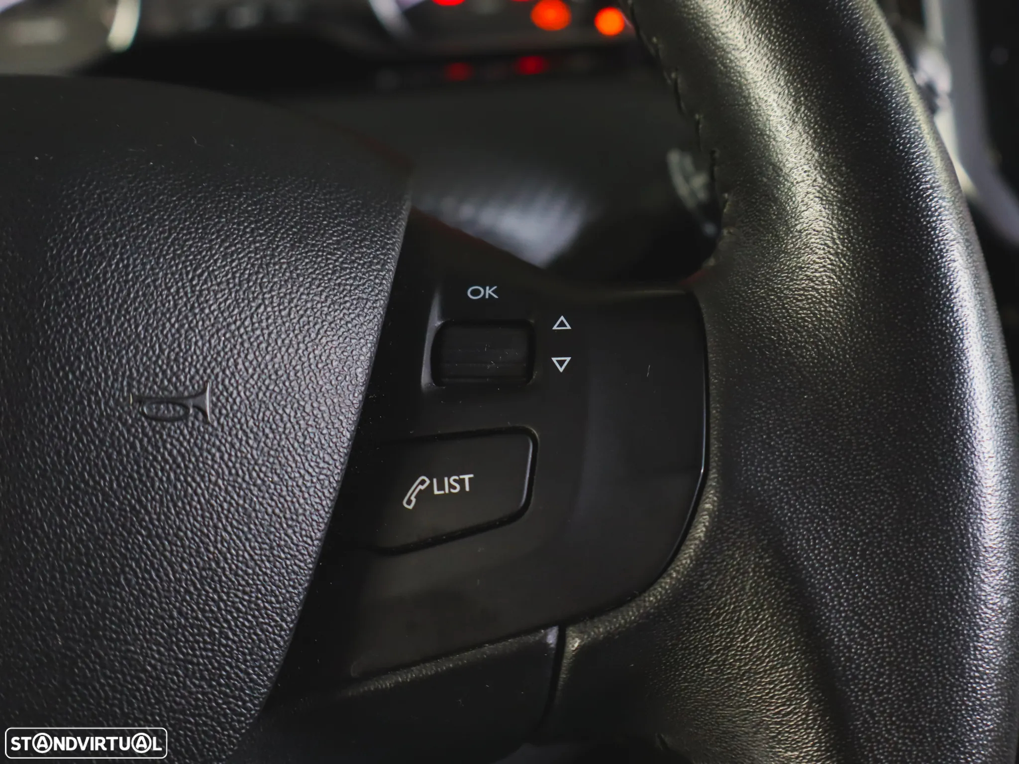 Peugeot 208 1.2 PureTech Style - 14