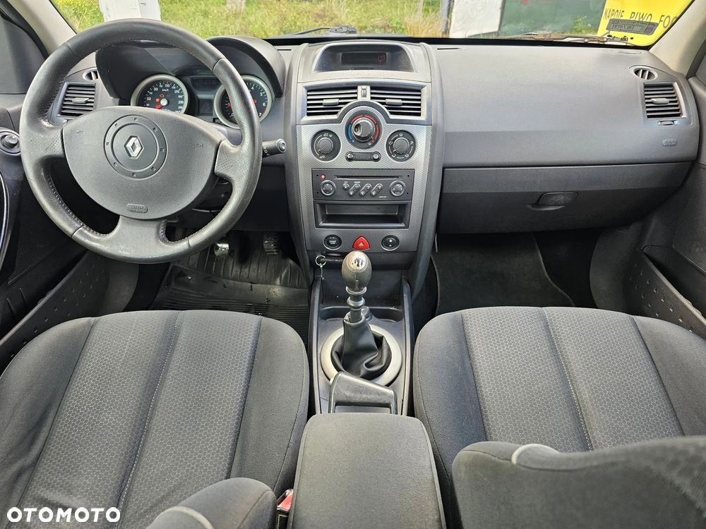 Renault Megane - 11