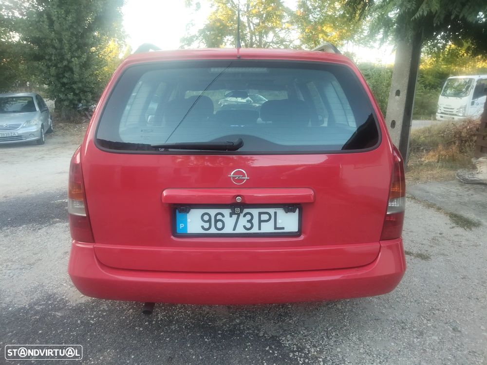 Opel Astra Caravan 1.4i 16V — fotografia 5