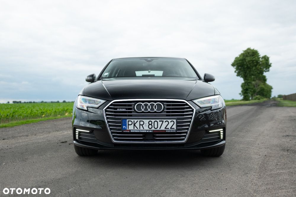 Audi A3 Sportback 1.4 TFSI E-tron Attraction e-S tronic - 3