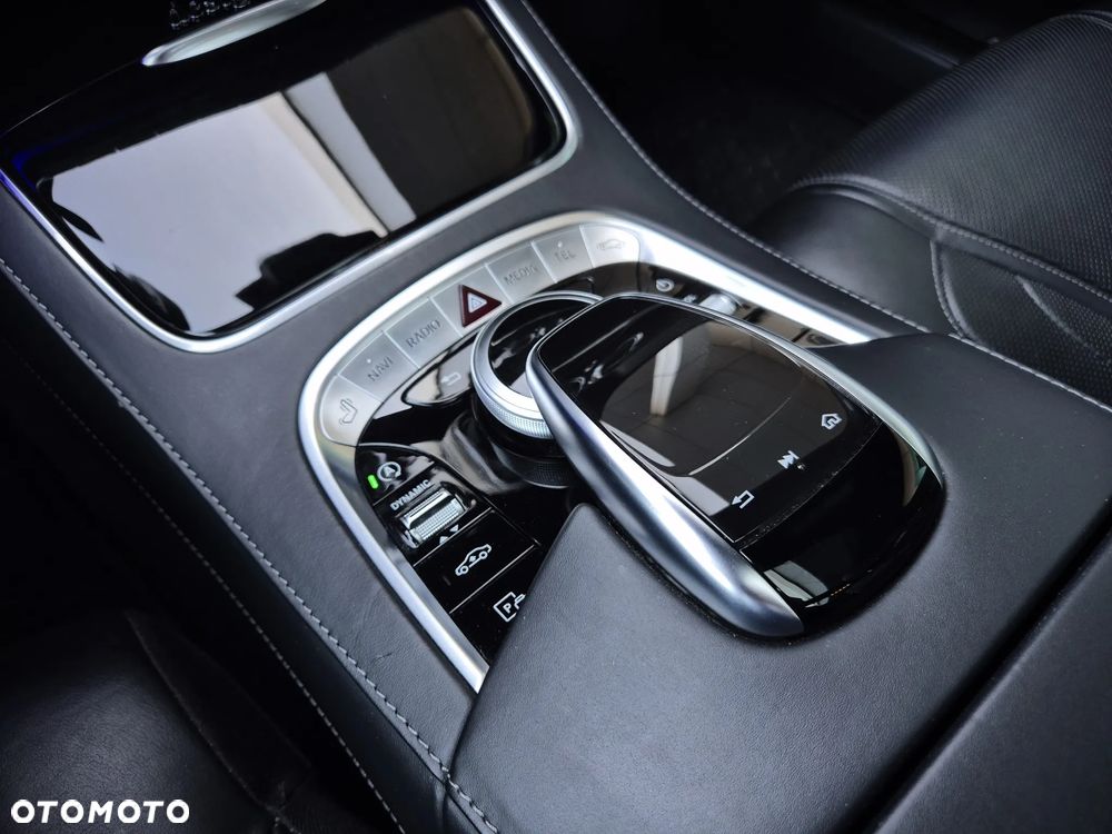 Mercedes-Benz Klasa S 560 4-Matic L 9G-TRONIC - 35