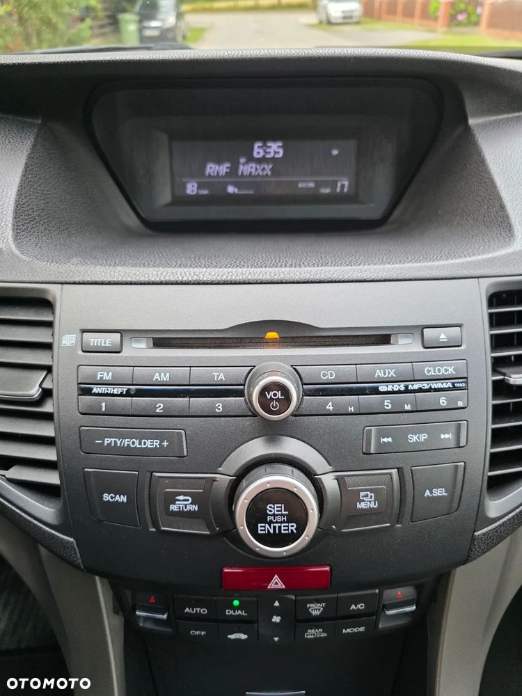 Honda Accord 2.0 Elegance - 36