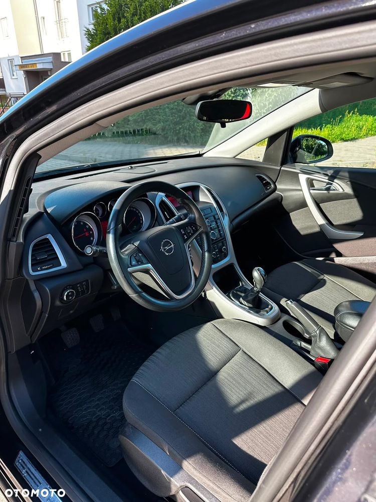 Opel Astra - 11