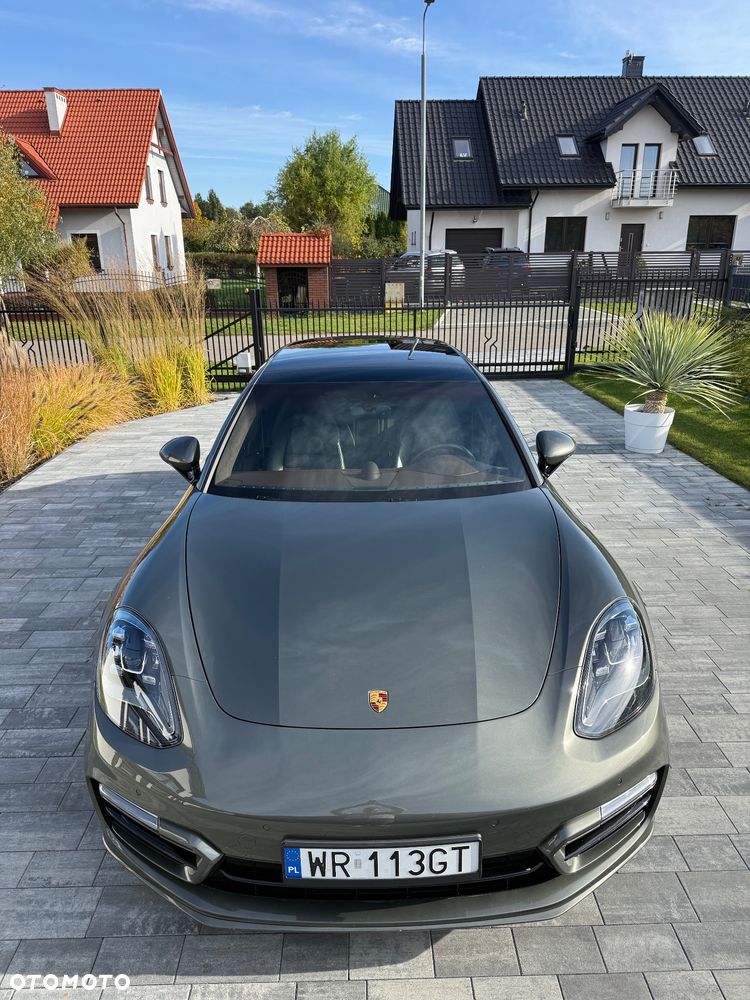 Porsche Panamera 4 Platinum Edition - 1