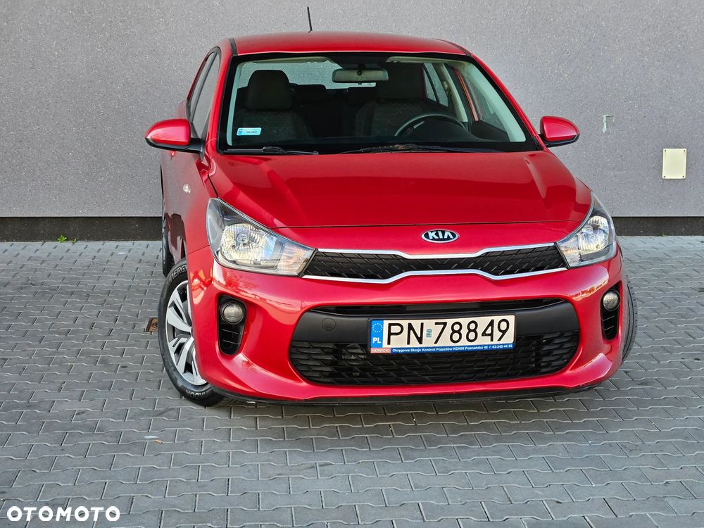 Kia Rio 1.2 L - 2