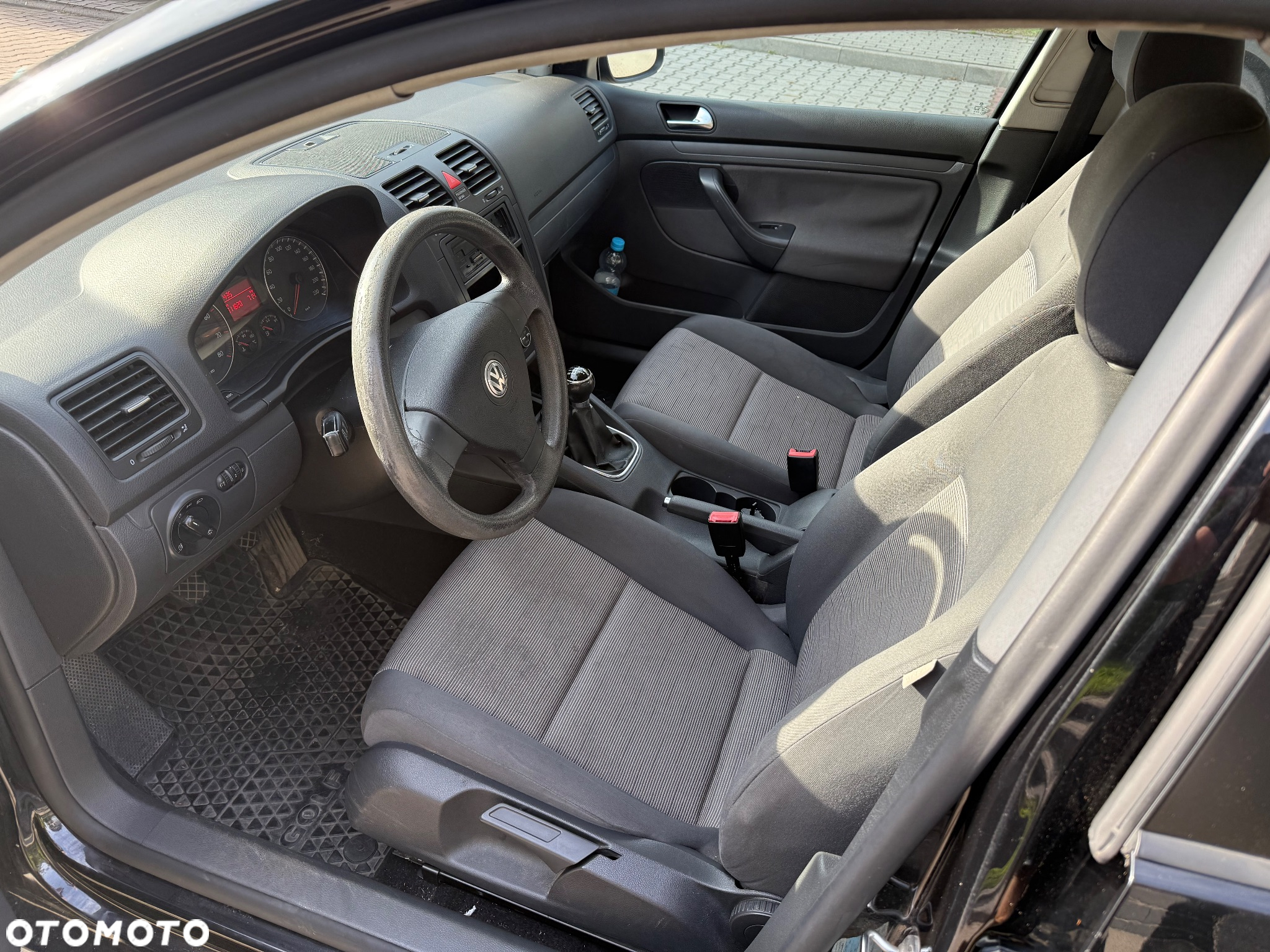 Volkswagen Golf V 1.4 Comfortline - 2