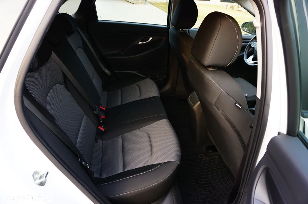 Hyundai i30 1.0 T-GDI Modern - 21