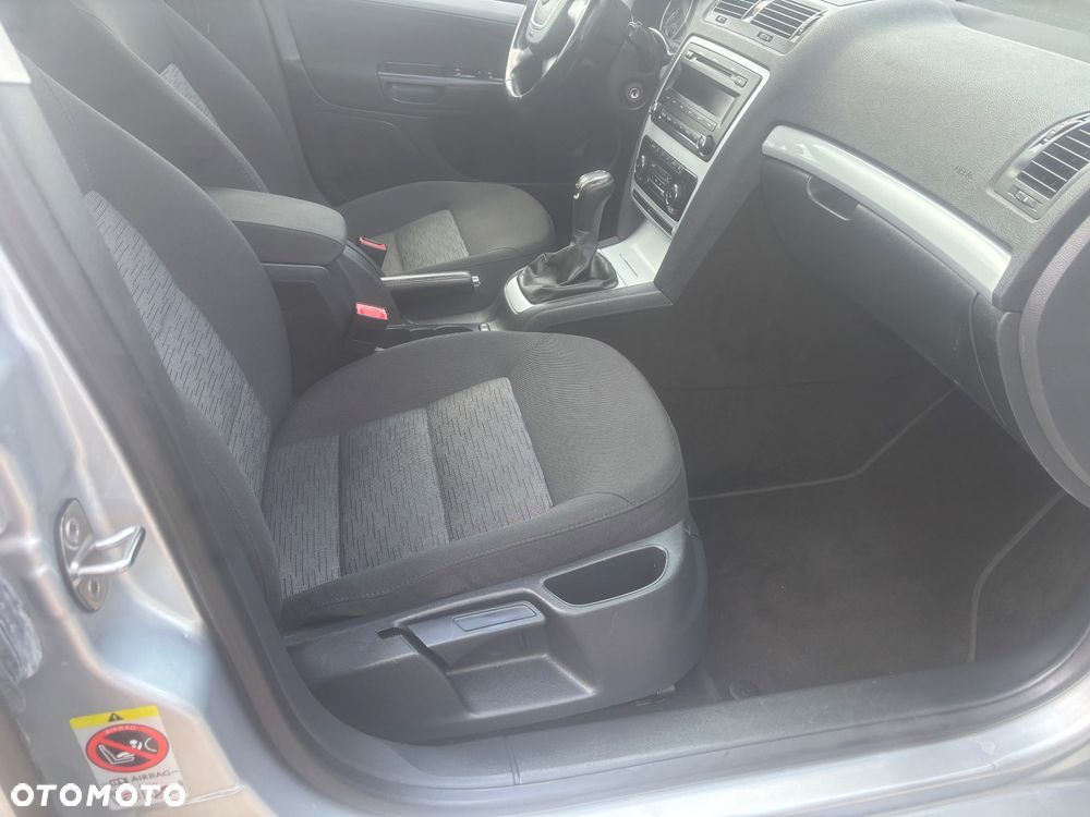 Skoda Octavia 1.4 TSI IMPULS EDITION - 19