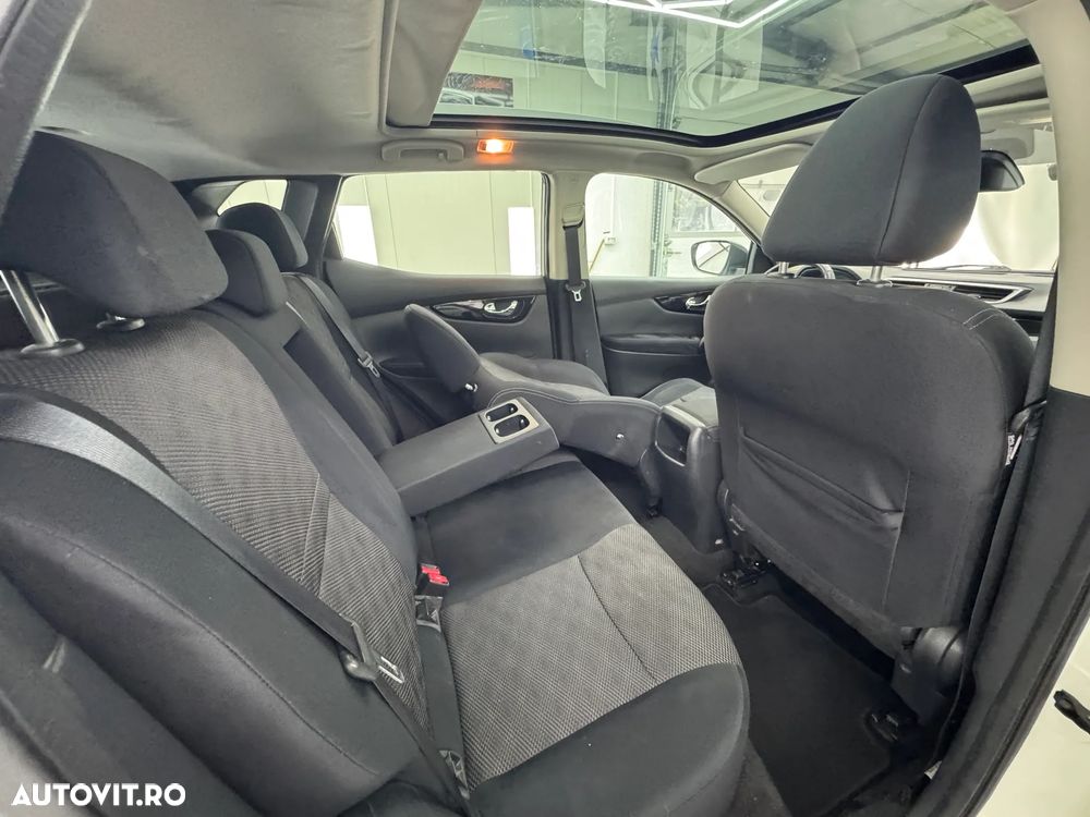 Nissan Qashqai 1.6 DCI Xtronic TEKNA - 5