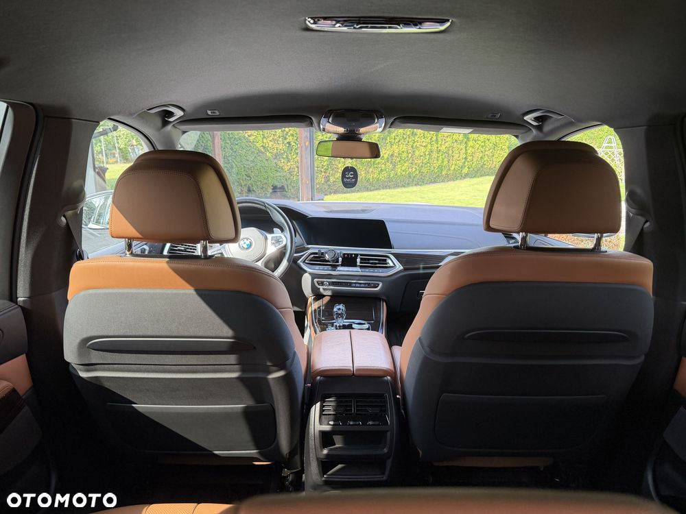 BMW X5 xDrive40i - 14
