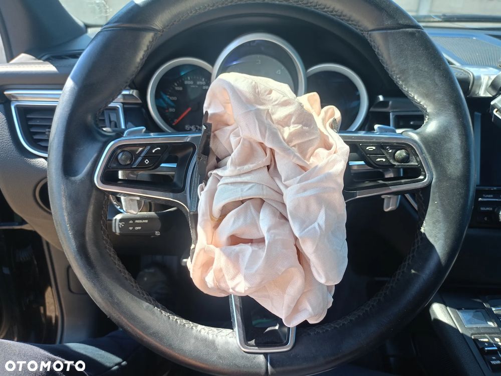 Porsche Macan S PDK - 16