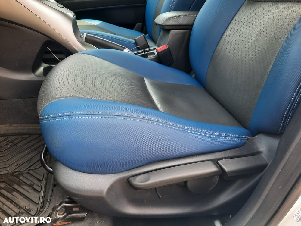 Toyota Auris 1.8 L VVT-i Luna - 17