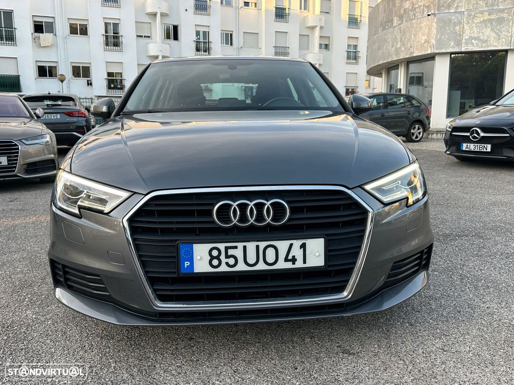 Audi A3 Sportback 1.6 TDI Design - 3
