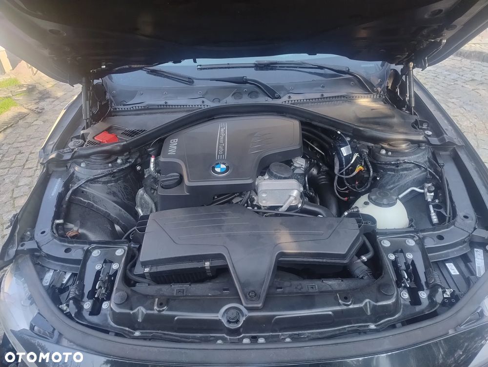 BMW Seria 3 328i Touring Sport-Aut Luxury Line - 17