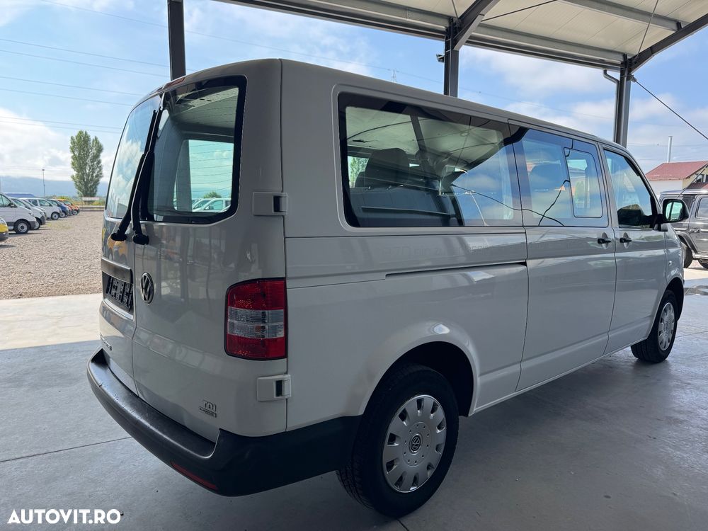 Volkswagen Transporter - 4