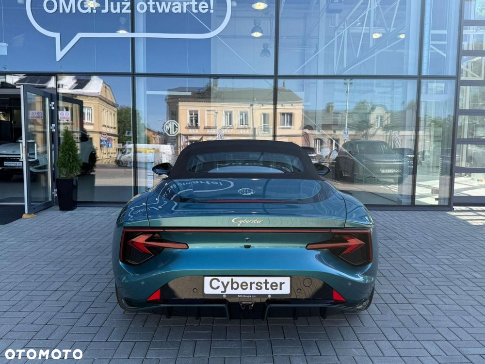 MG Cyberster 77kWh AWD Czarny Dach - 4