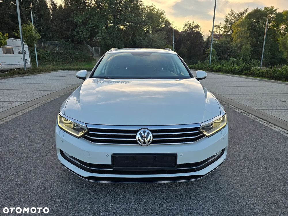 Volkswagen Passat - 24