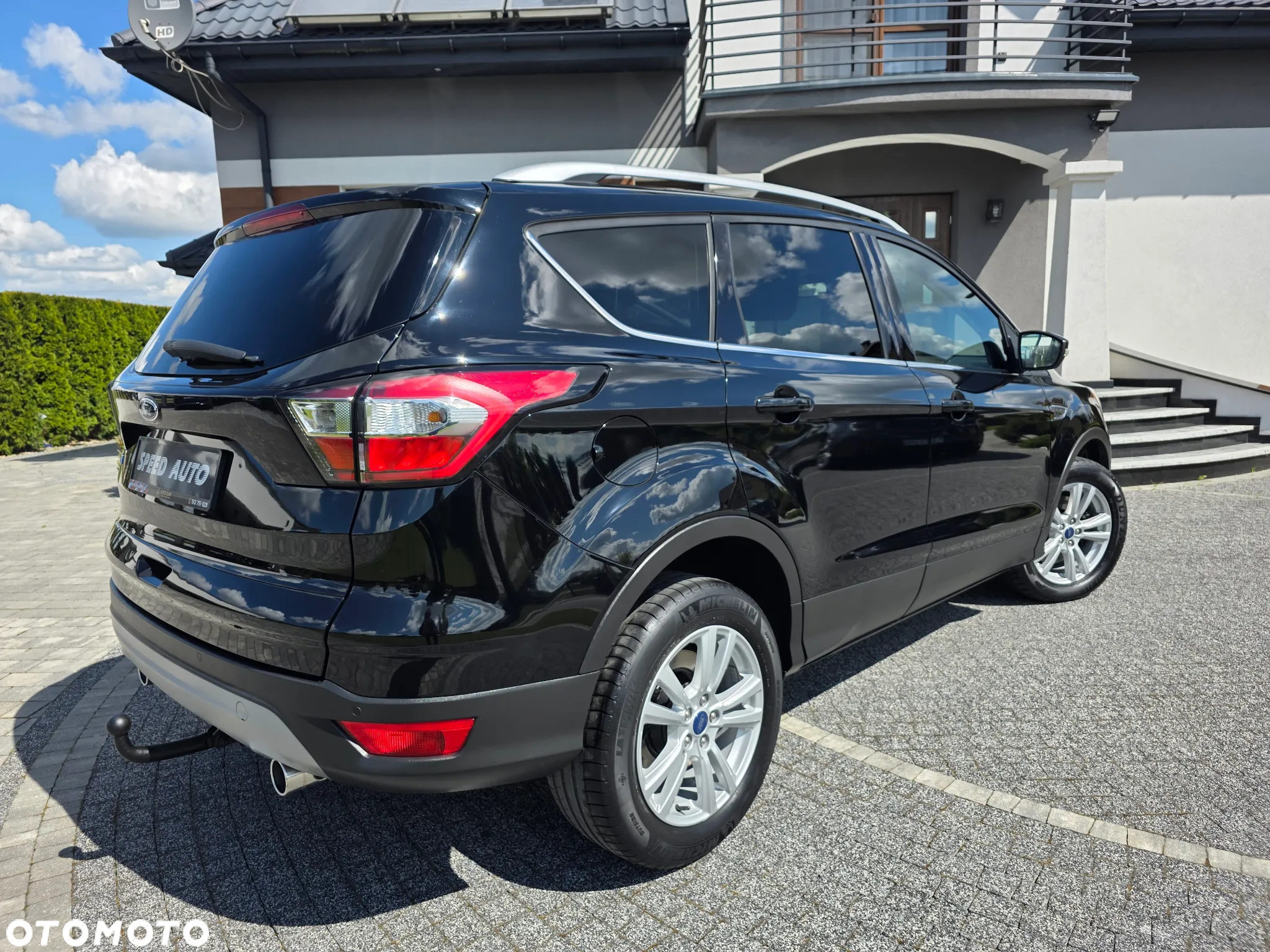 Ford Kuga 2.0 TDCi 2x4 Titanium - 6