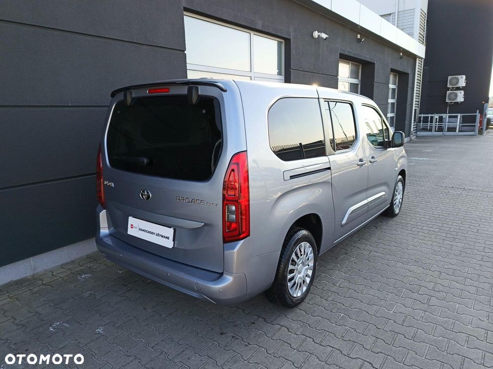 Toyota Proace City Verso Long 1.2 D-4T Business - 6