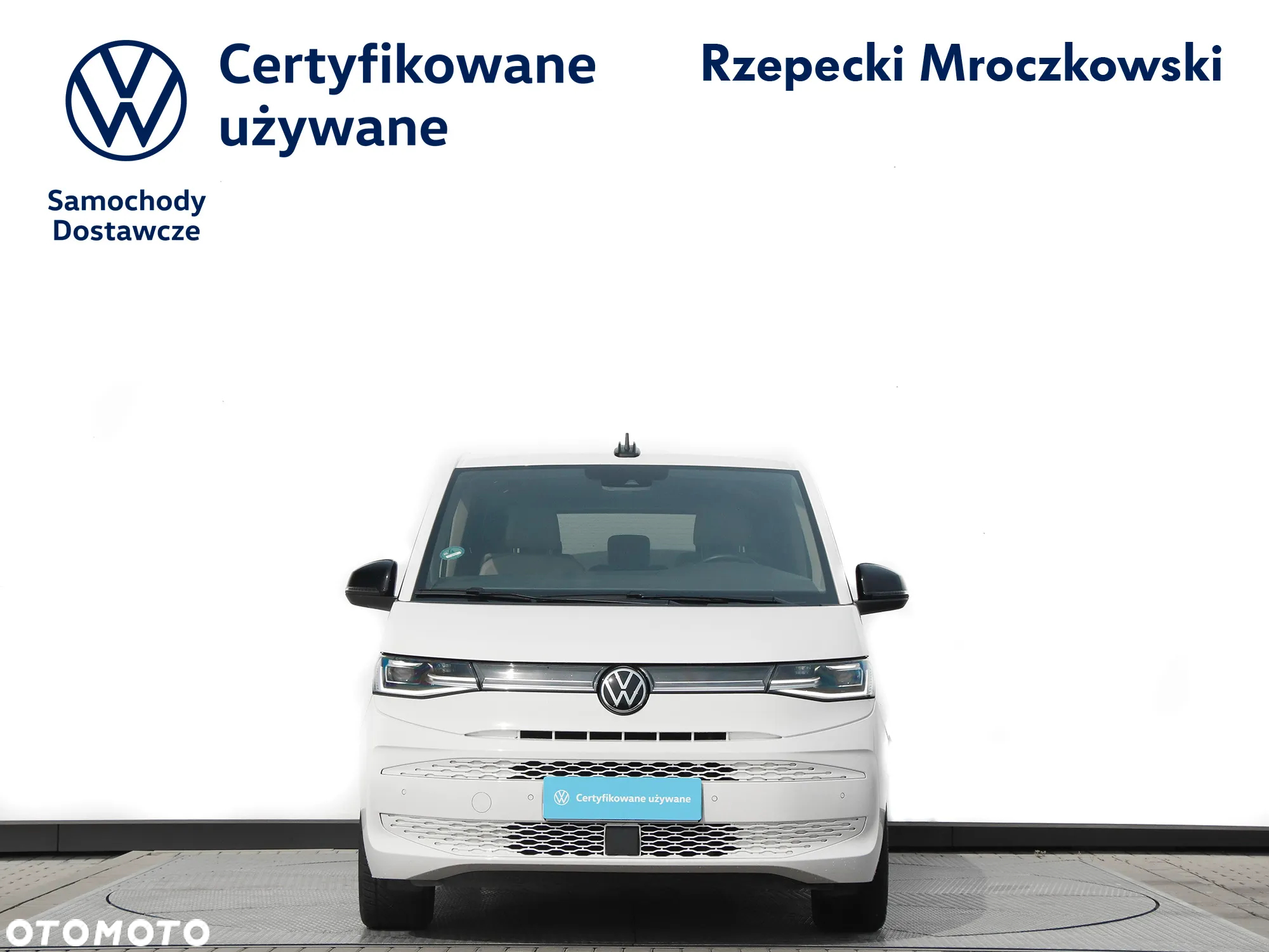 Volkswagen Multivan 2.0 TDI L2 Style DSG - 2
