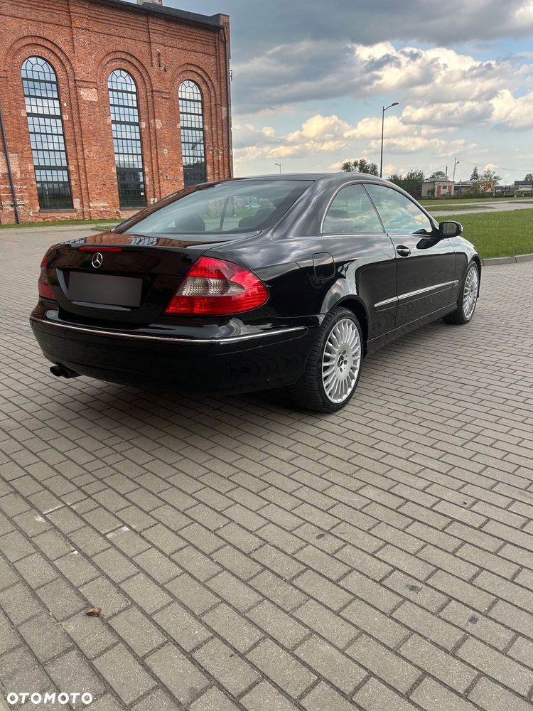 Mercedes-Benz CLK - 3