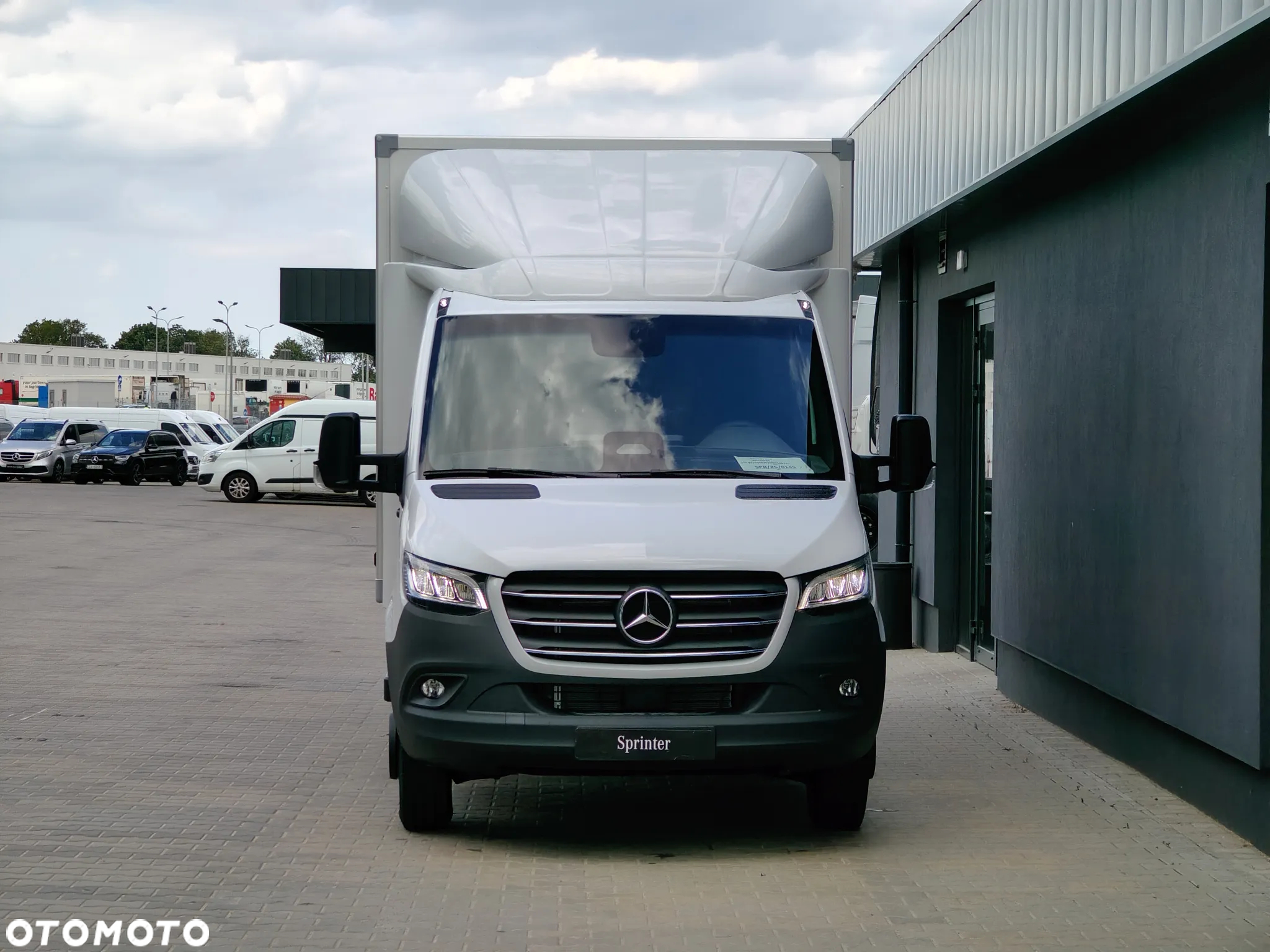 Mercedes-Benz Sprinter - 3