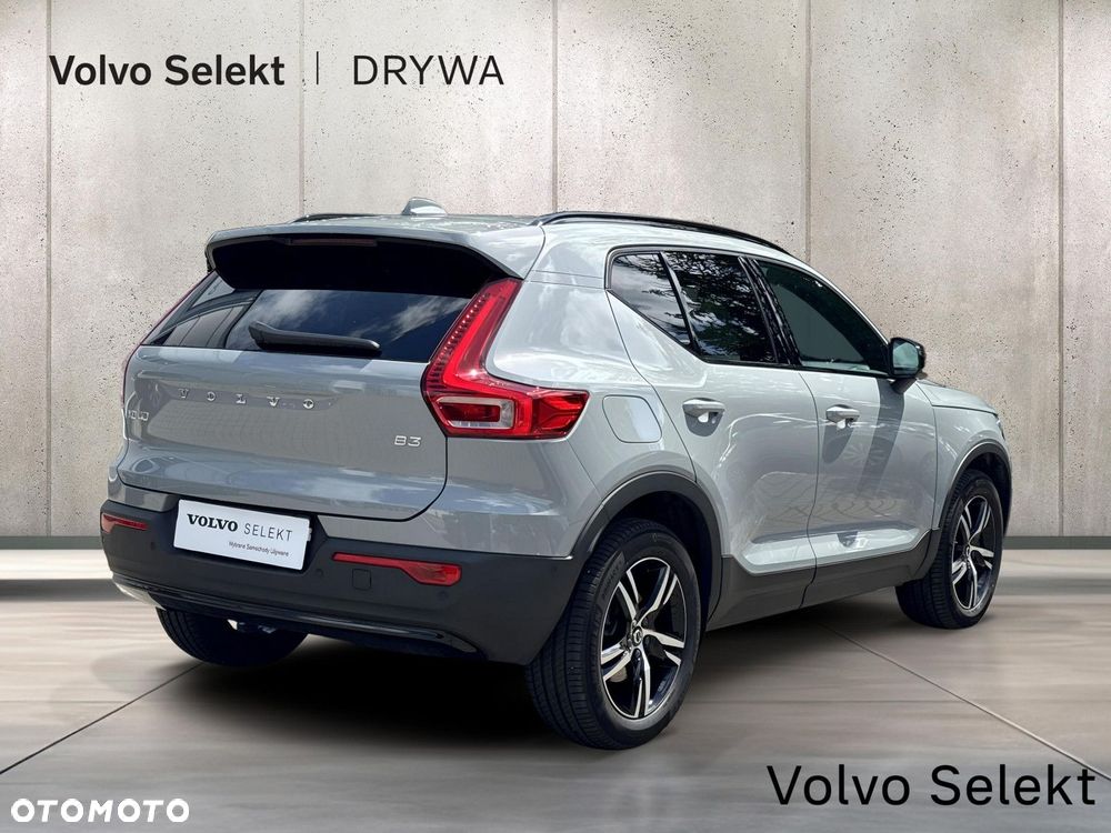 Volvo XC 40 - 6
