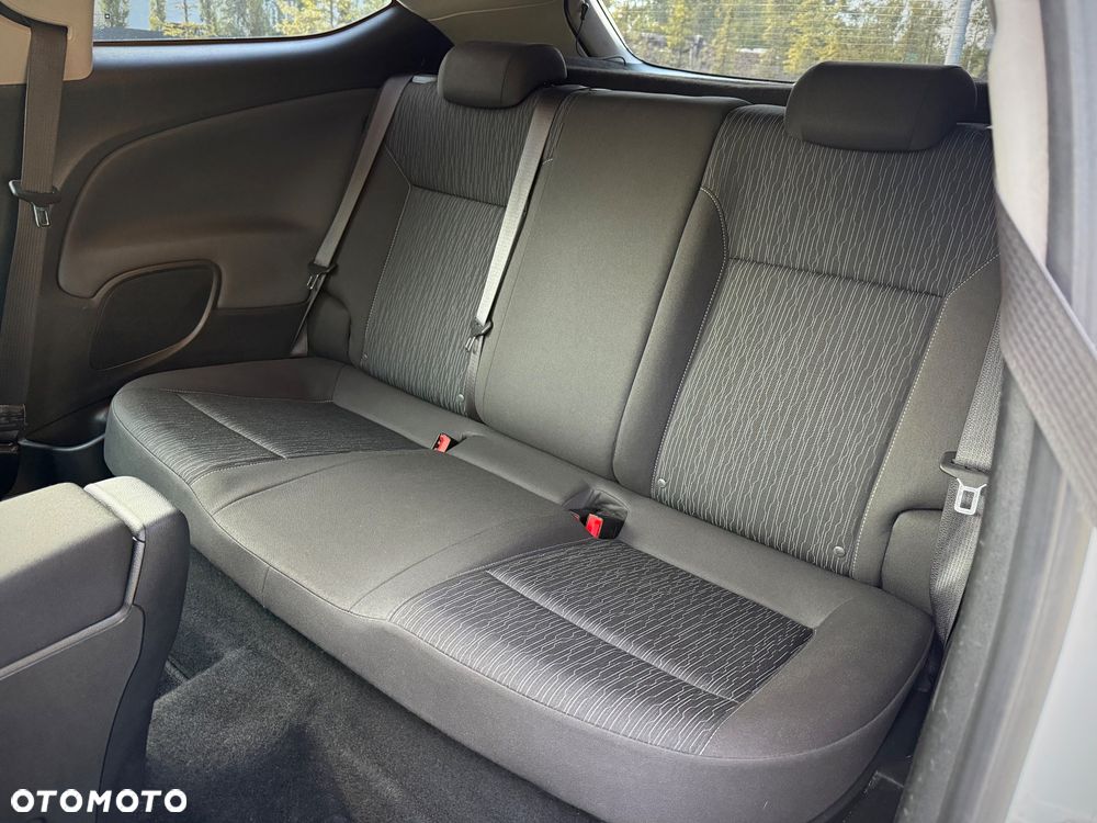 Opel Astra 1.4 T Enjoy S&S - 27
