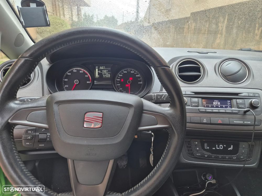 SEAT Ibiza 1.2 12V Reference - 8