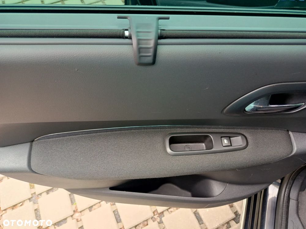Peugeot 3008 1.6 HDi Premium - 25