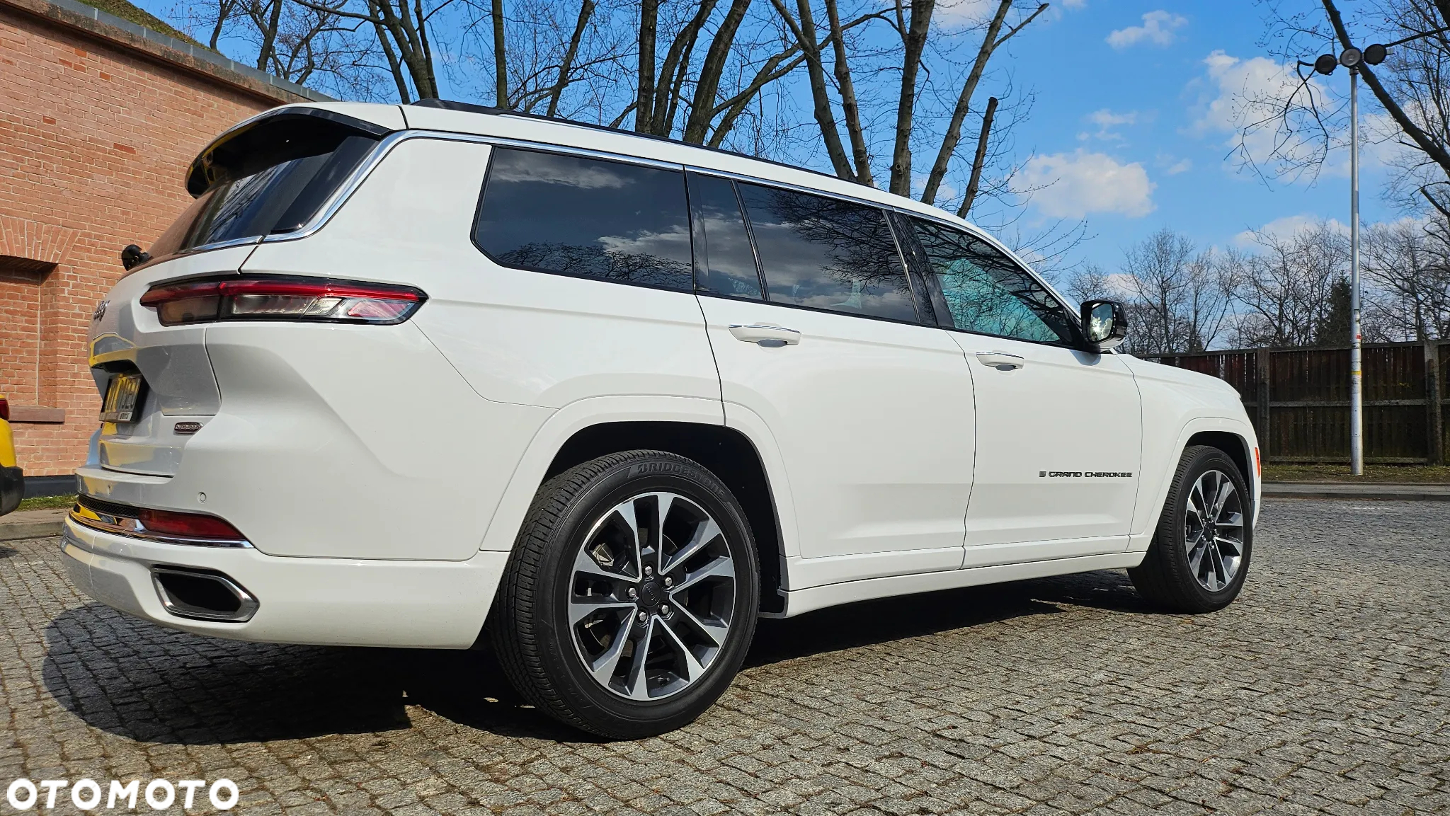 Jeep Grand Cherokee - 8