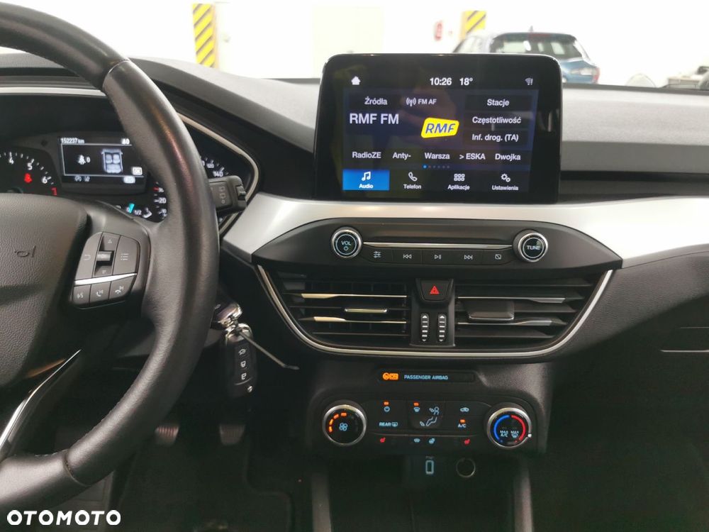 Ford Focus 1.0 EcoBoost Connected - 19