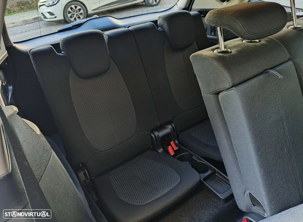 BMW 216 Gran Tourer i 7L Line Sport - 28