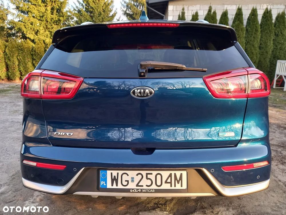 Kia Niro 1.6 GDI Hybrid L Business Line - 6